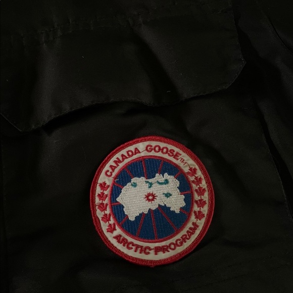 Canada goose expedition parka - Picture 3 of 16